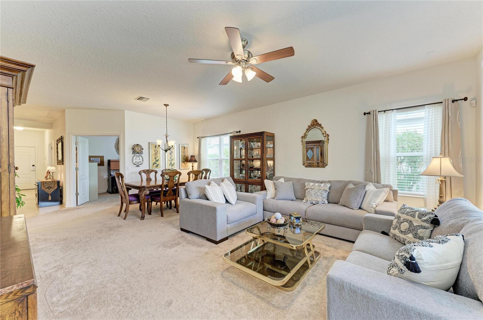 Image 13 of 70 For 12807 Seasong Terrace