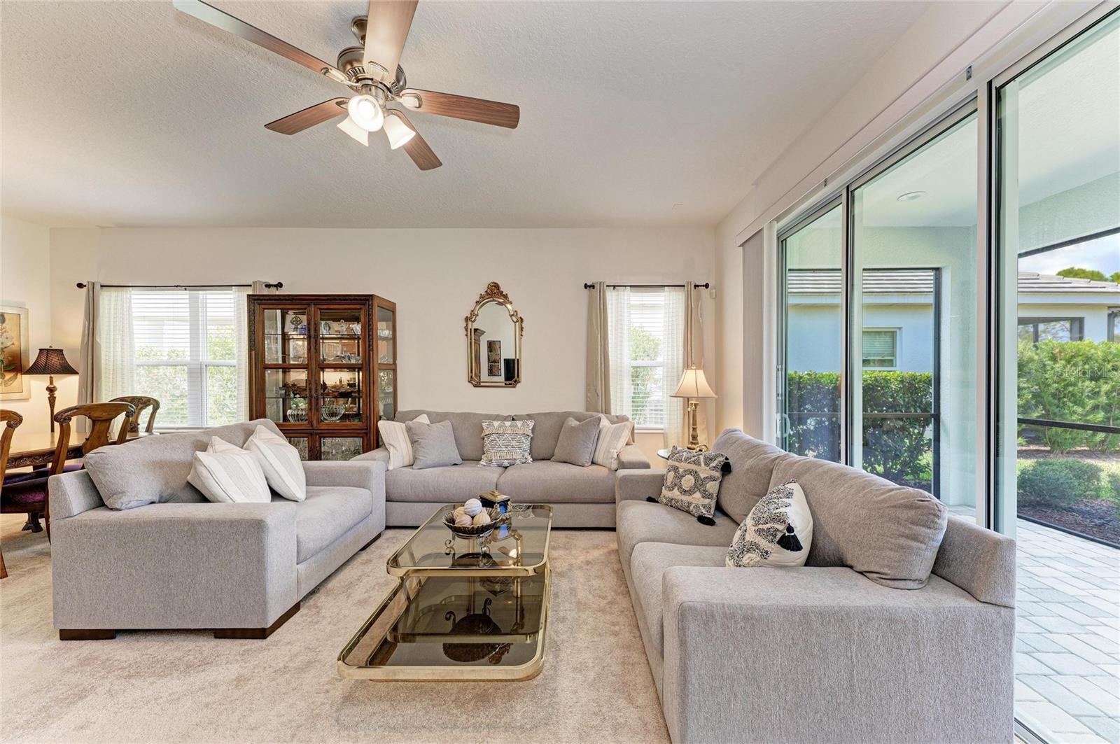 Image 14 of 70 For 12807 Seasong Terrace