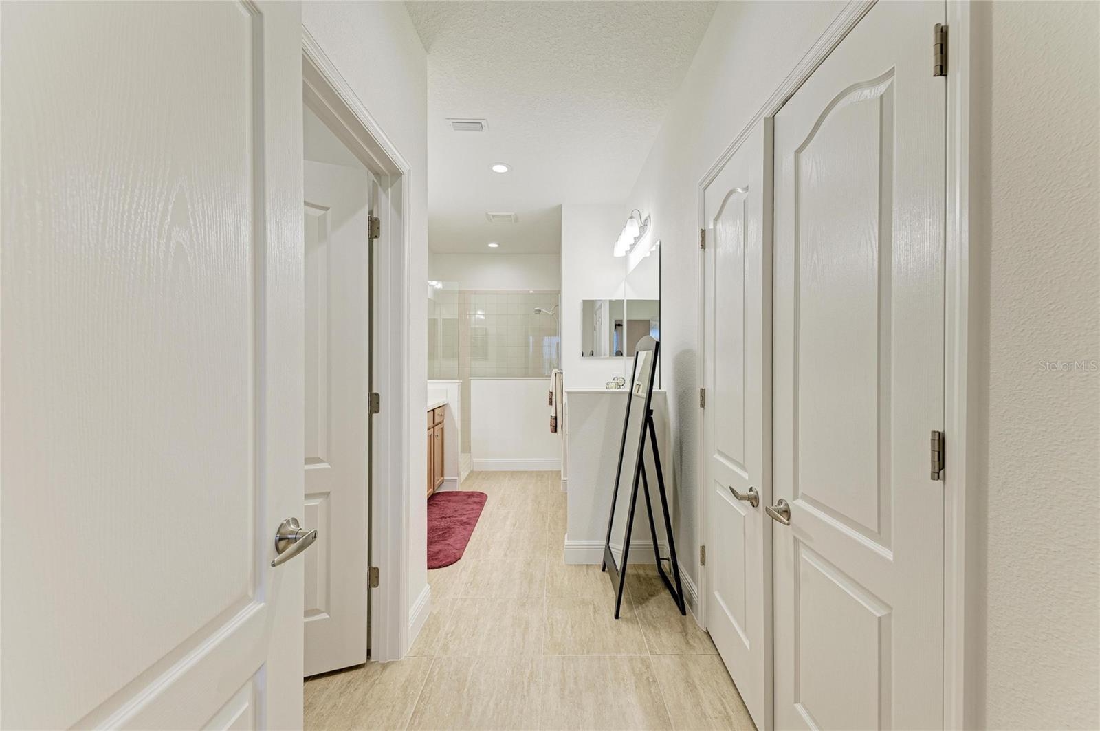 Image 29 of 70 For 12807 Seasong Terrace