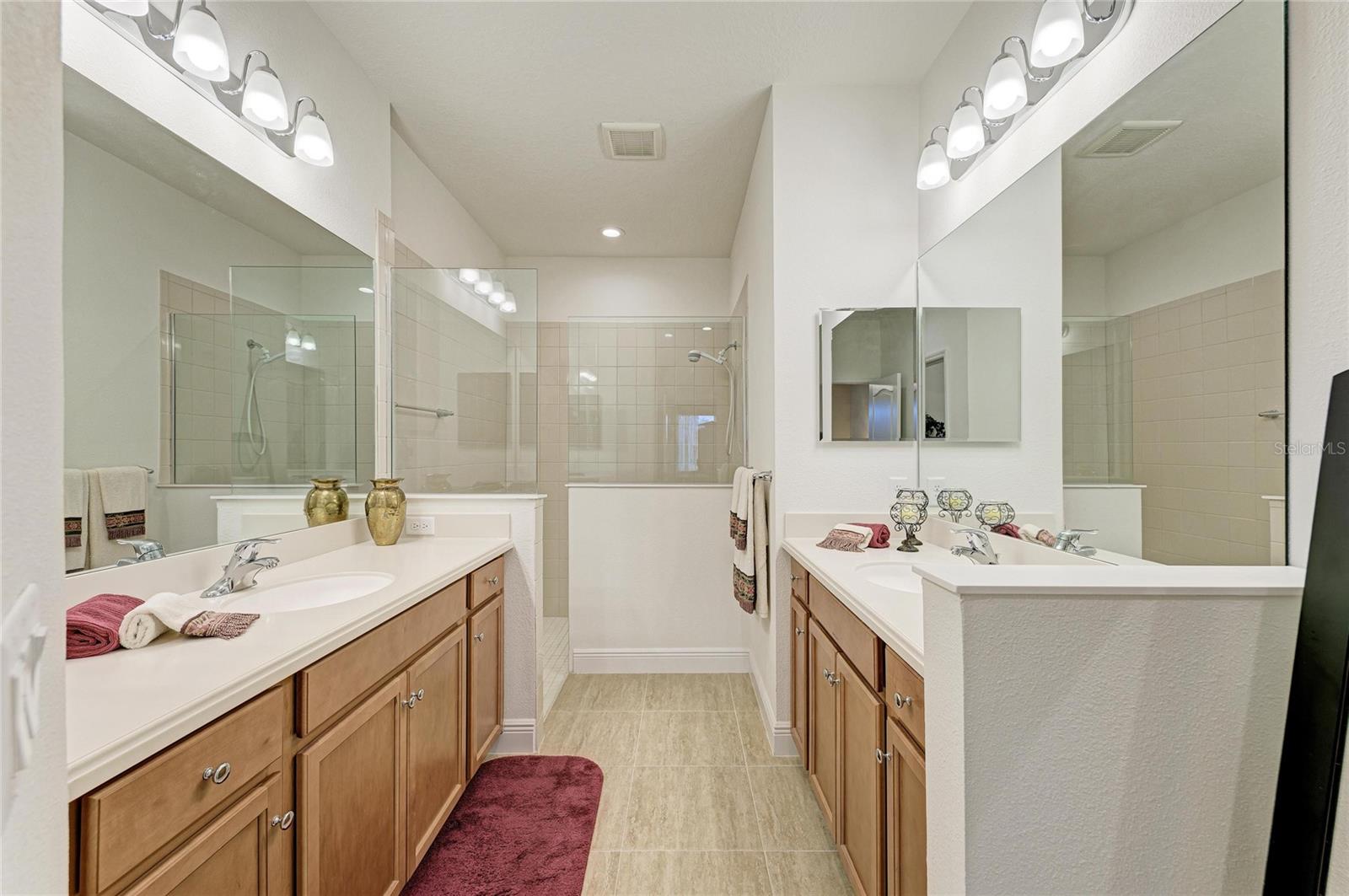 Image 30 of 70 For 12807 Seasong Terrace