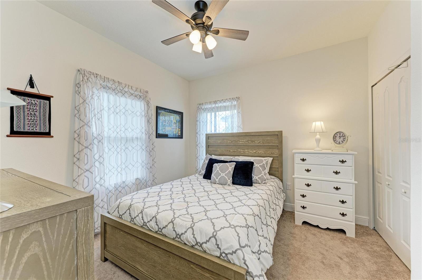 Image 37 of 70 For 12807 Seasong Terrace