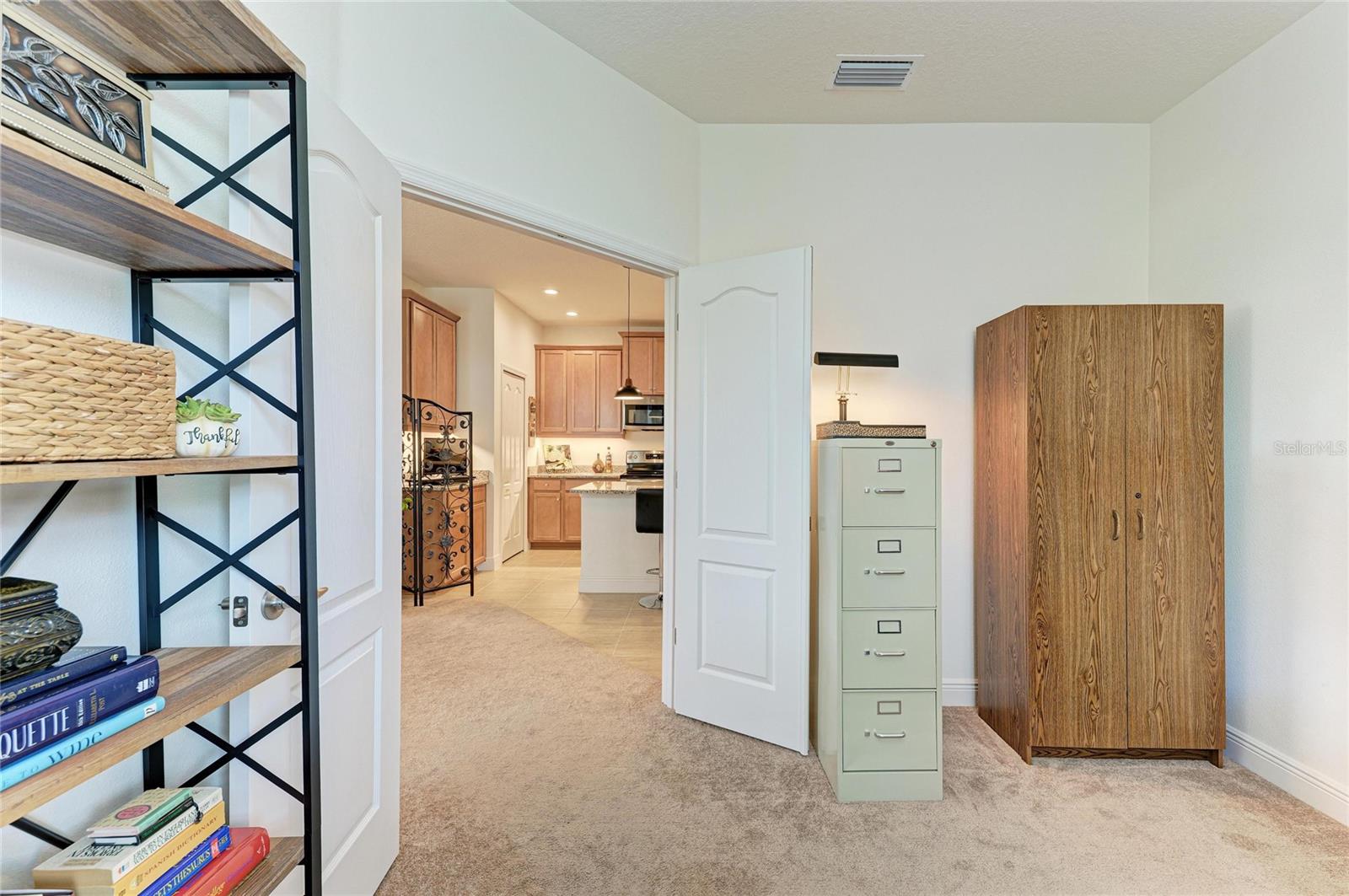 Image 42 of 70 For 12807 Seasong Terrace