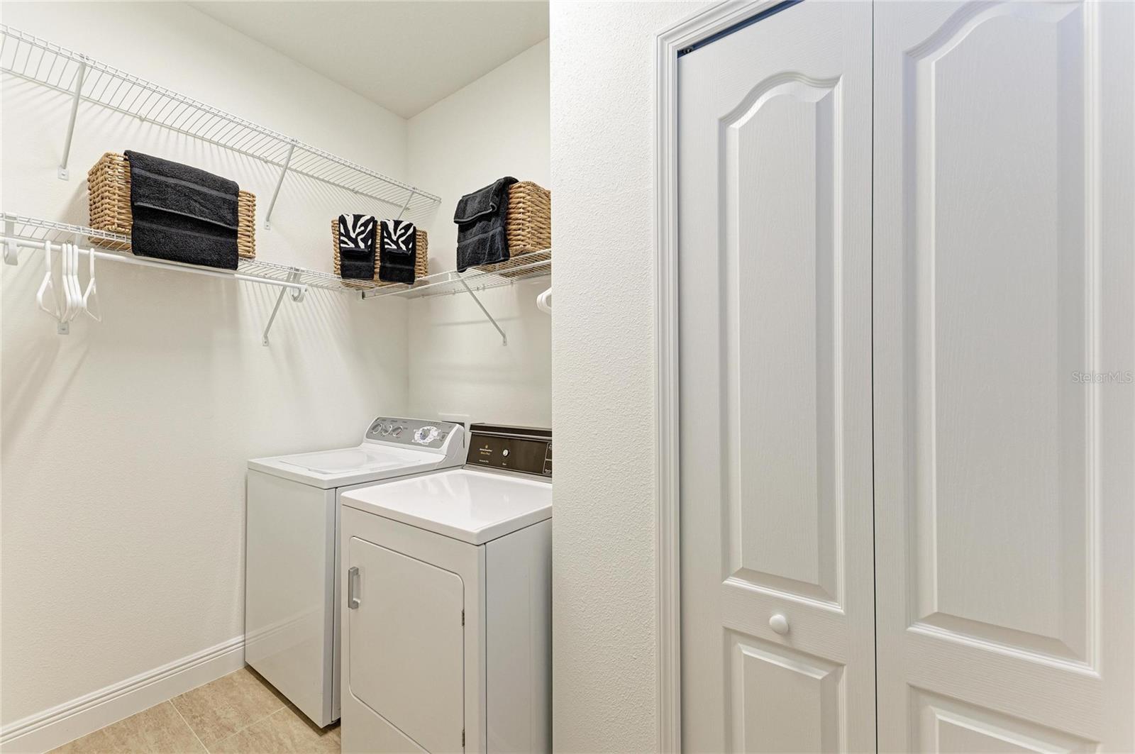 Image 43 of 70 For 12807 Seasong Terrace