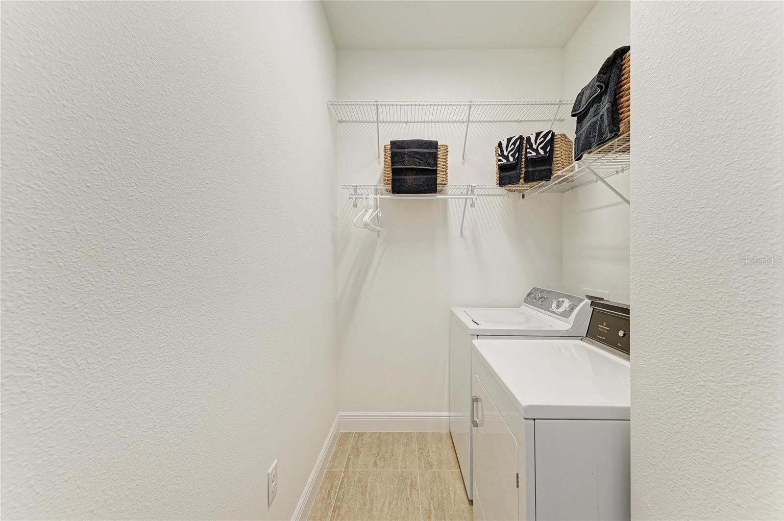 Image 44 of 70 For 12807 Seasong Terrace