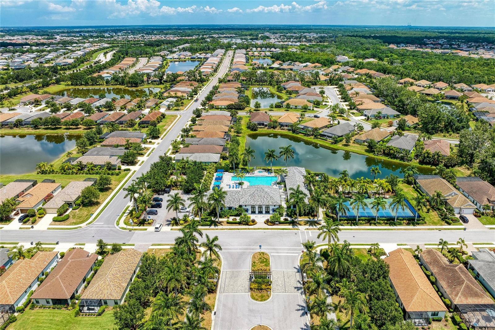 Image 53 of 70 For 12807 Seasong Terrace