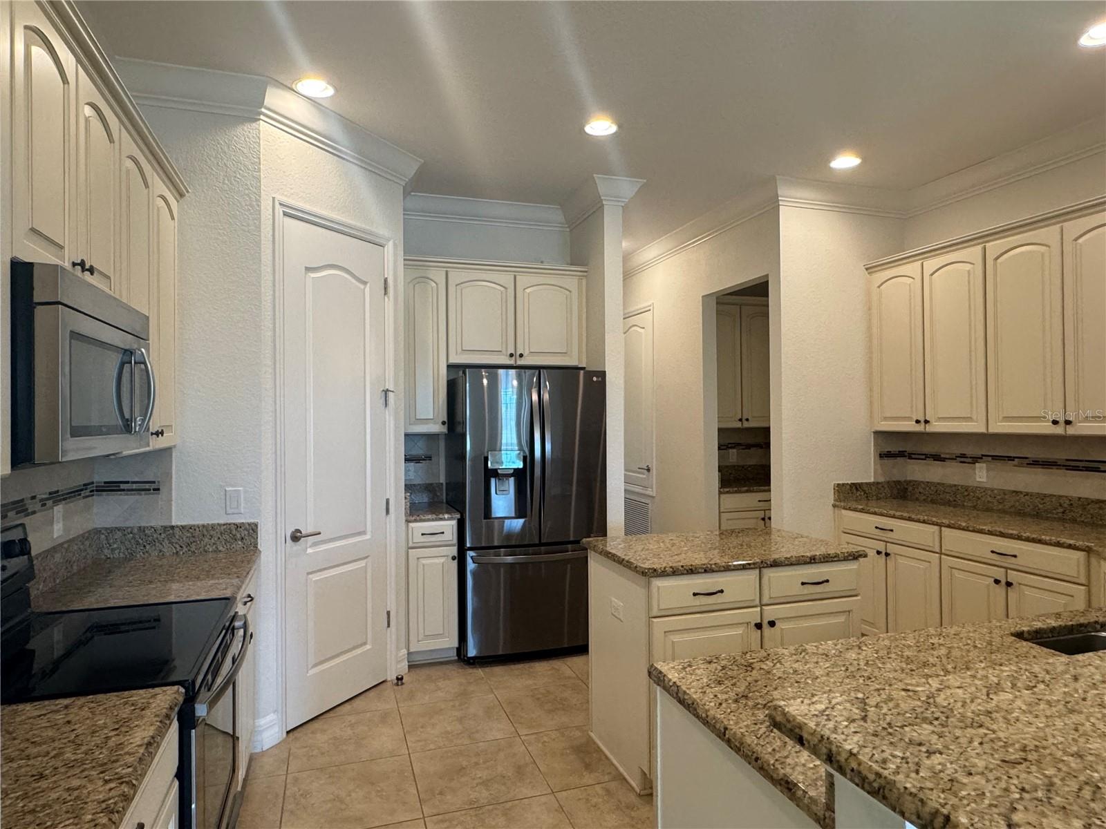 Image 10 of 25 For 8309 Prestbury Drive