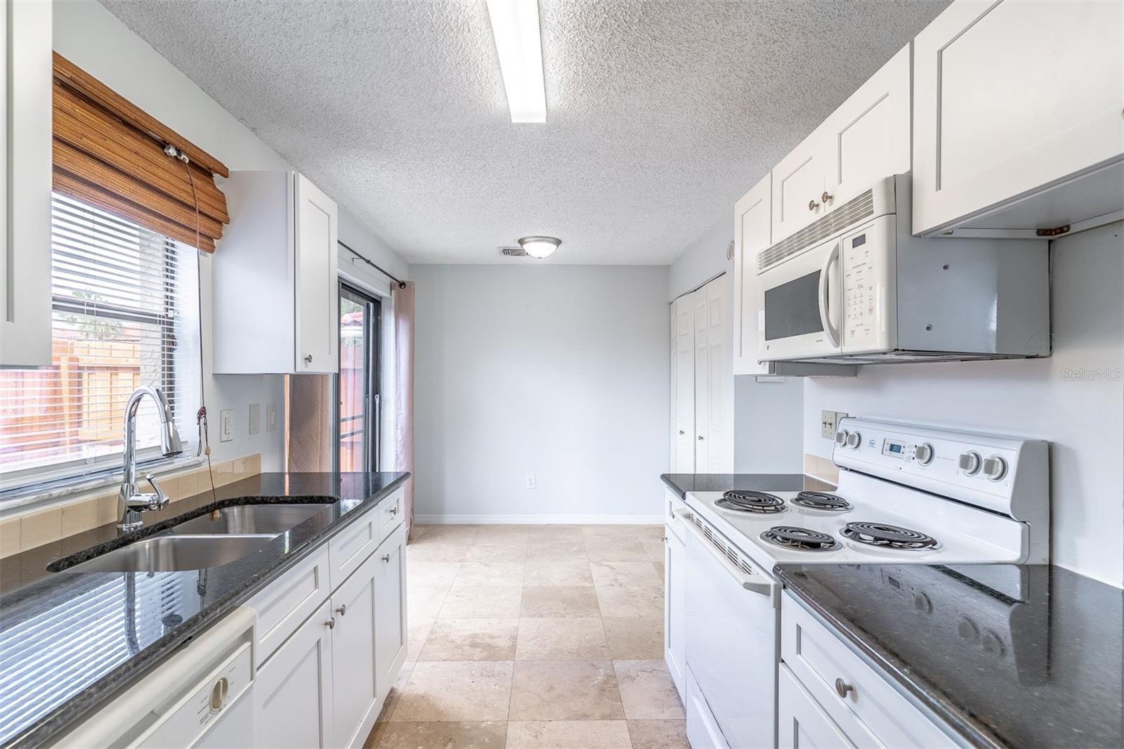 Image 10 of 45 For 1712 Silver Creek Court 99