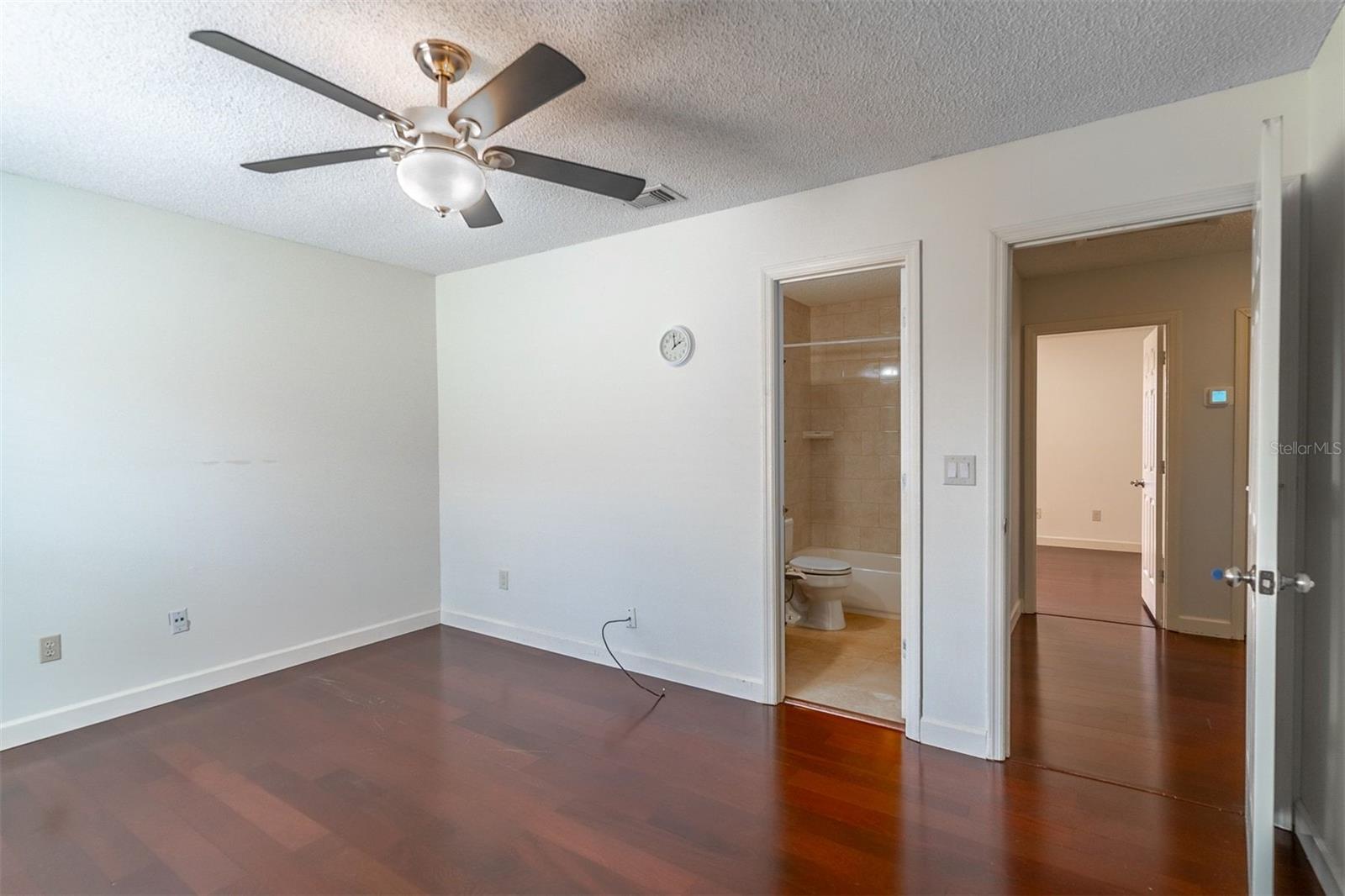 Image 16 of 45 For 1712 Silver Creek Court 99