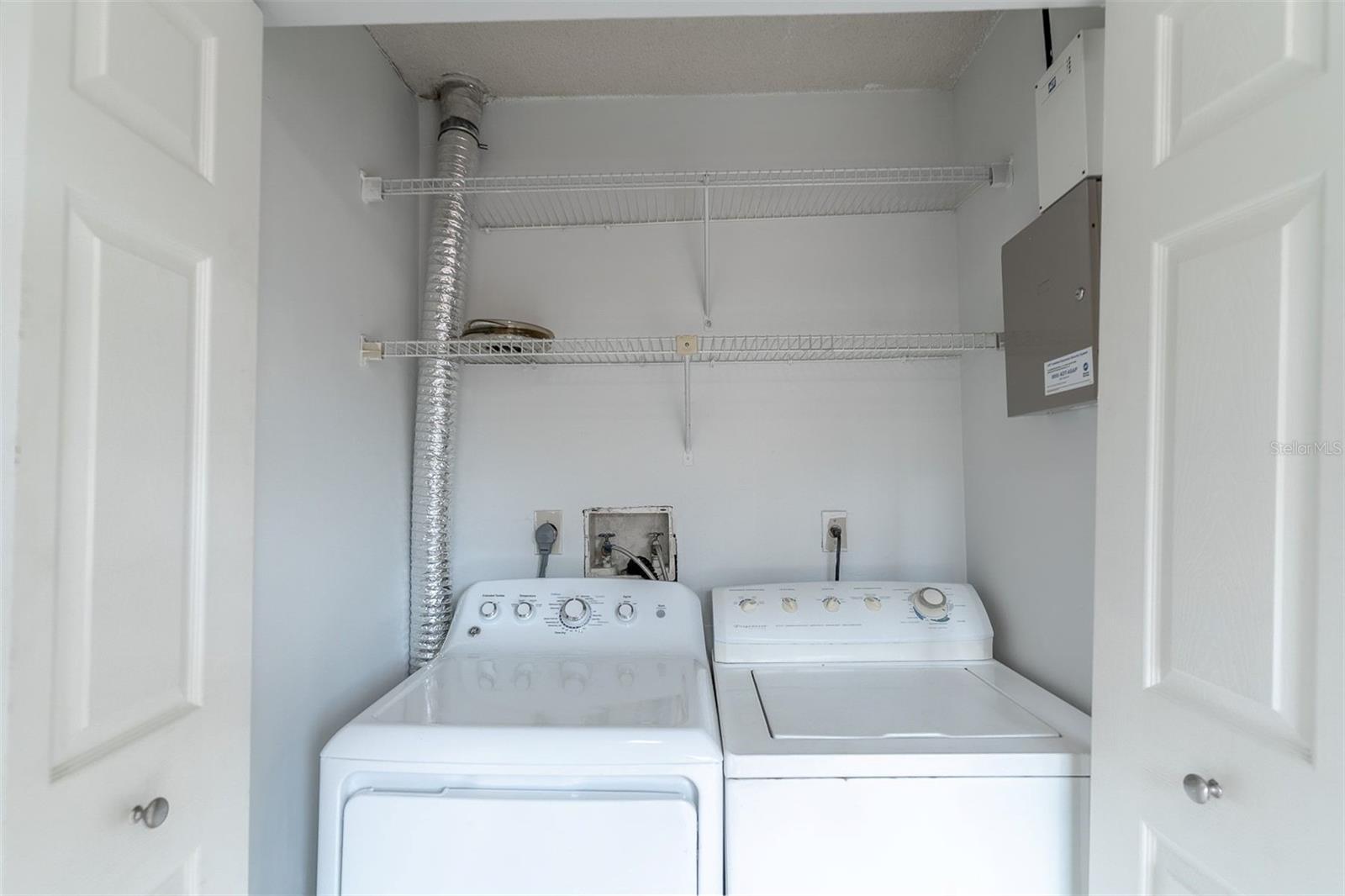 Image 28 of 45 For 1712 Silver Creek Court 99