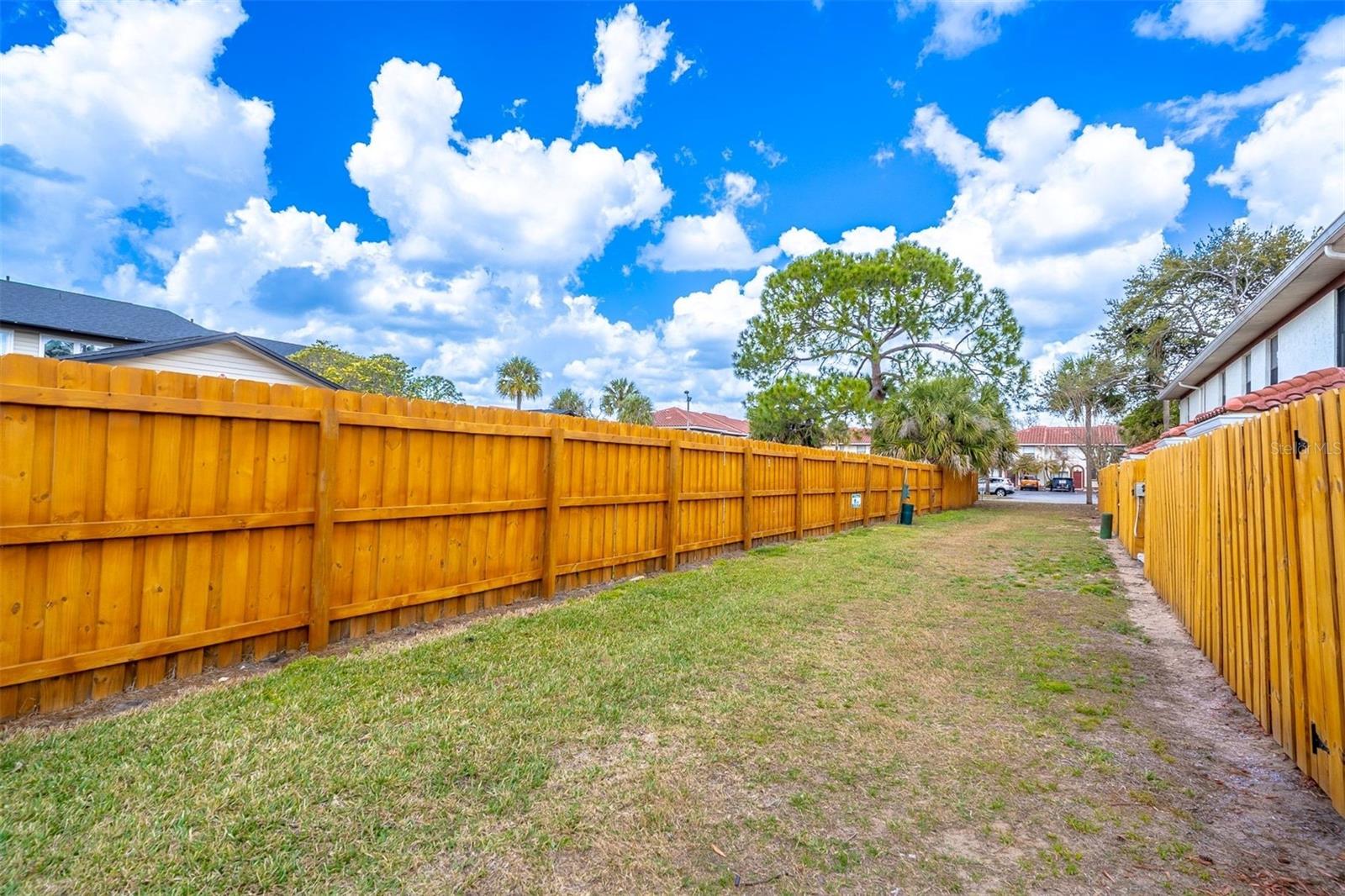 Image 34 of 45 For 1712 Silver Creek Court 99