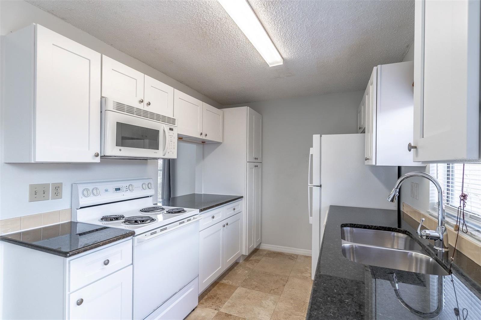 Image 9 of 45 For 1712 Silver Creek Court 99