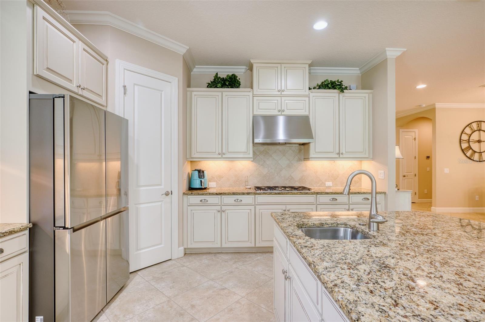 Image 43 of 82 For 10107 Wicker Park Place