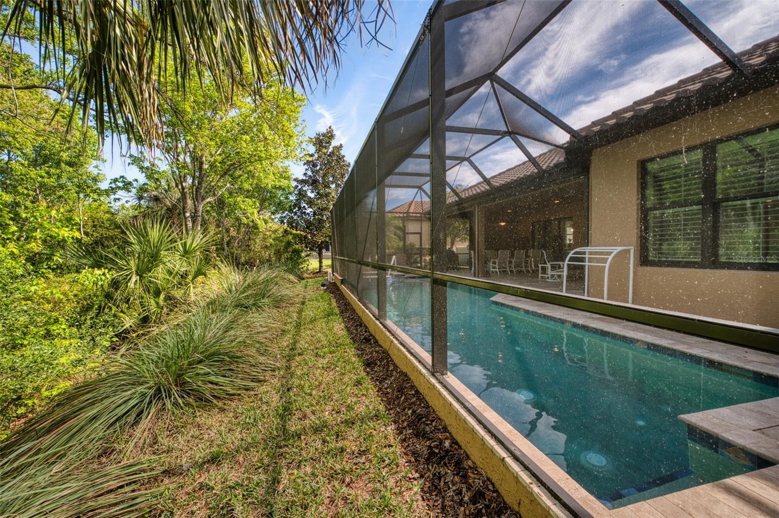 Image 53 of 82 For 10107 Wicker Park Place