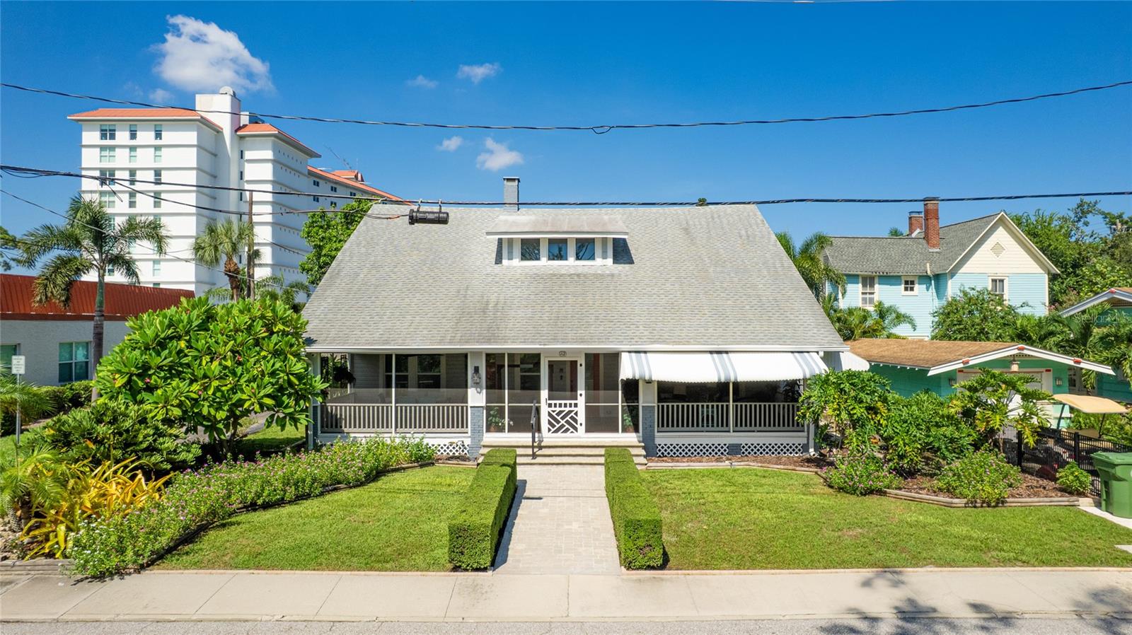 Image 2 of 33 For 112 16th Street W