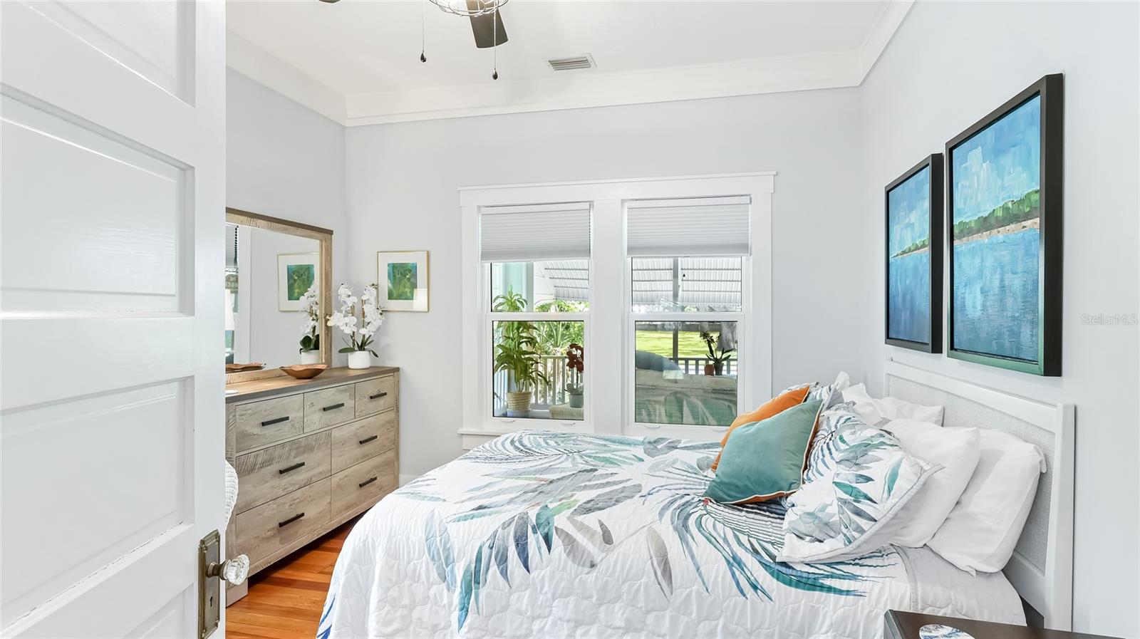 Image 20 of 33 For 112 16th Street W