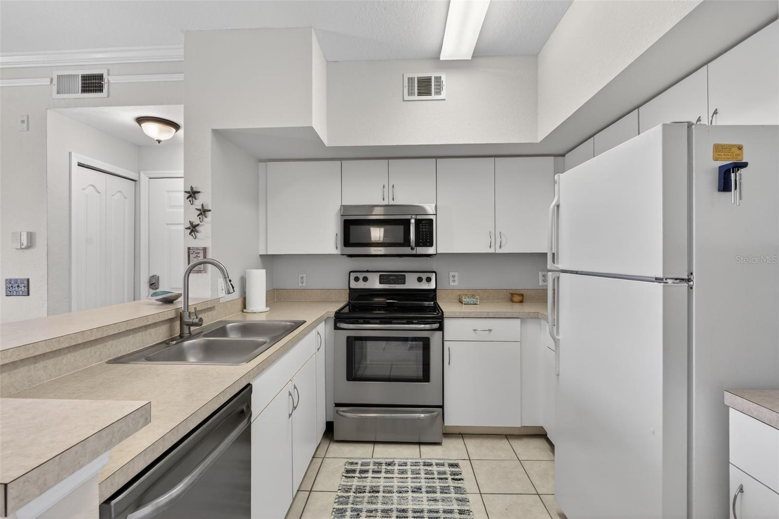 Image 13 of 54 For 4138 Central Sarasota Parkway 1526