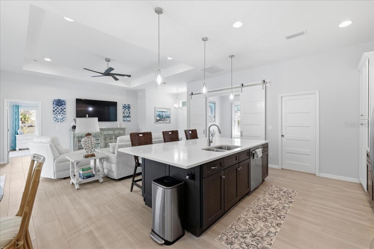 Image 12 of 41 For 12 Idle Court