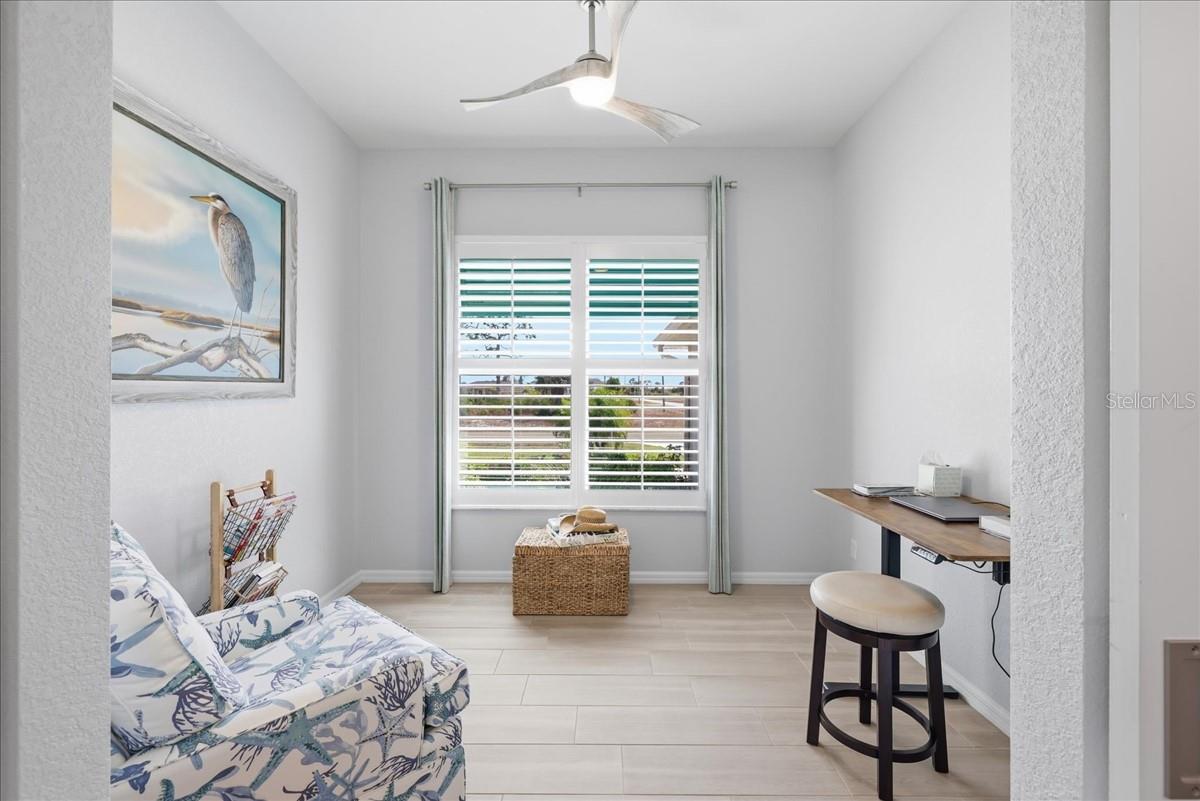 Image 14 of 41 For 12 Idle Court