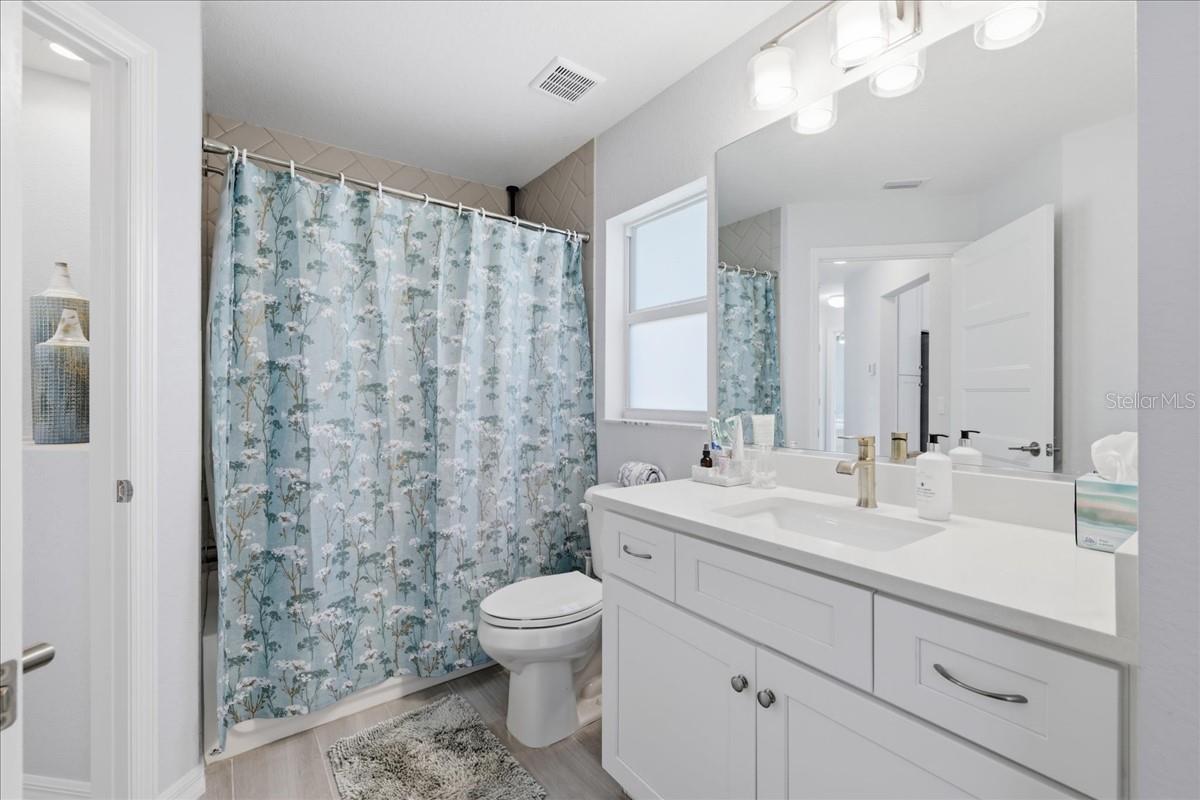 Image 26 of 41 For 12 Idle Court