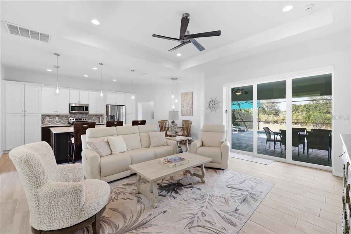 Image 5 of 41 For 12 Idle Court