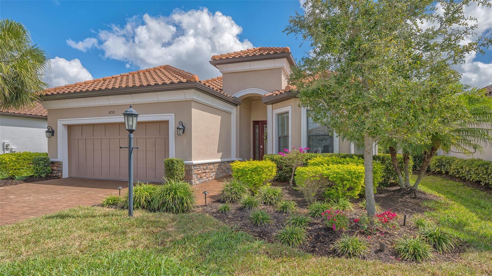 Image 2 of 75 For 4719 Cassio Court