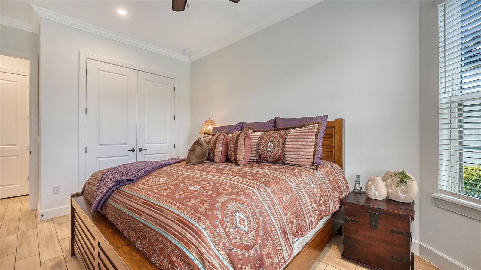 Image 30 of 75 For 4719 Cassio Court