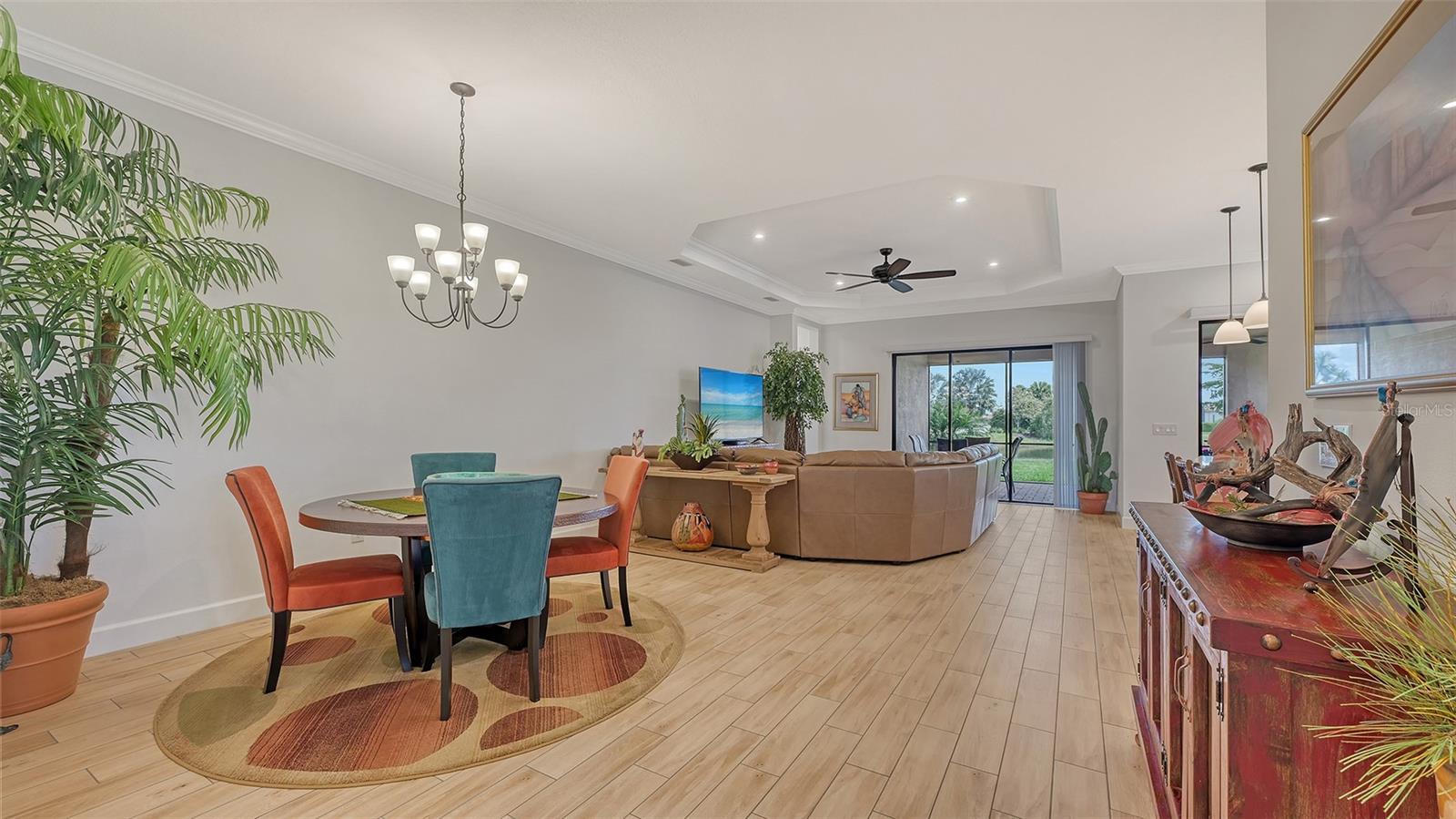 Image 4 of 75 For 4719 Cassio Court
