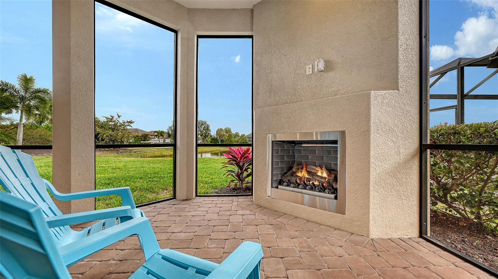 Image 42 of 75 For 4719 Cassio Court