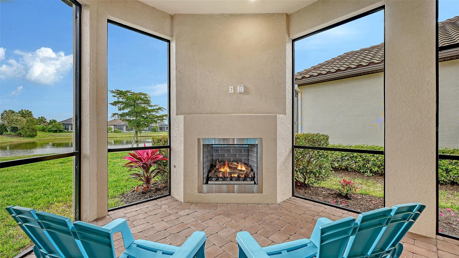 Image 43 of 75 For 4719 Cassio Court
