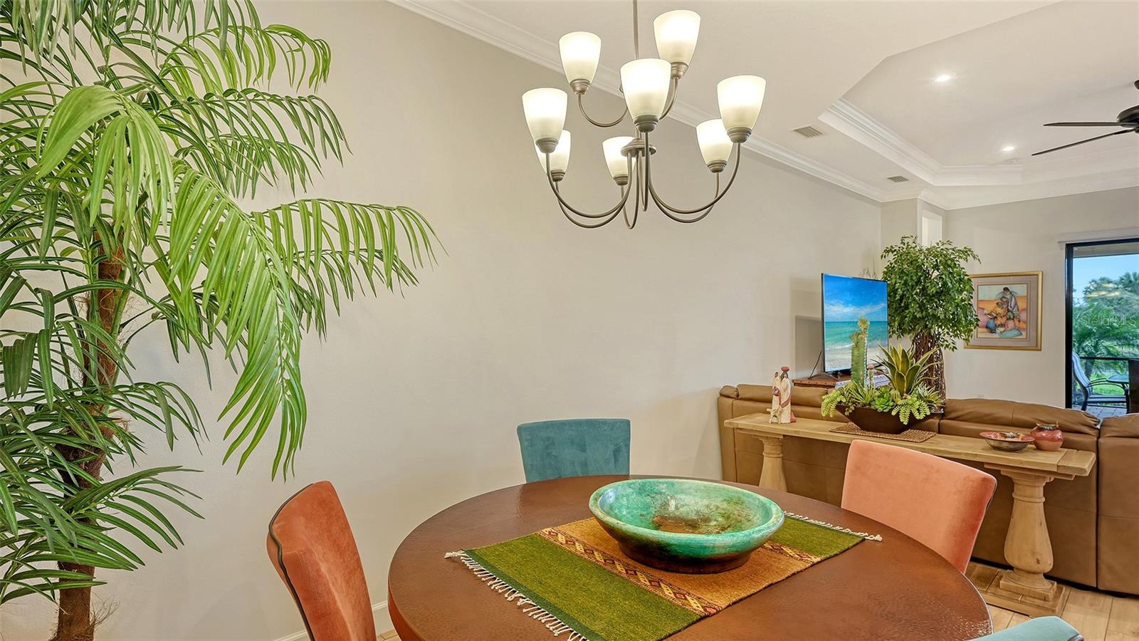 Image 6 of 75 For 4719 Cassio Court