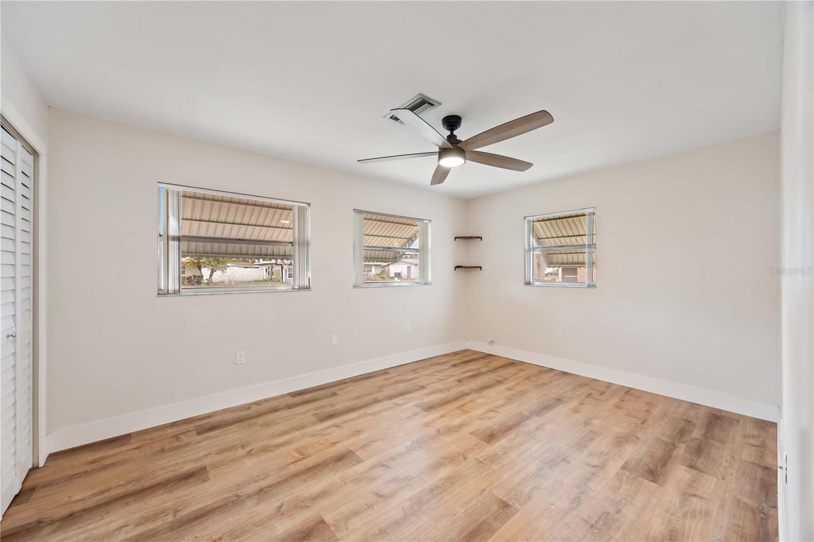 Image 32 of 54 For 4112 36th Street W