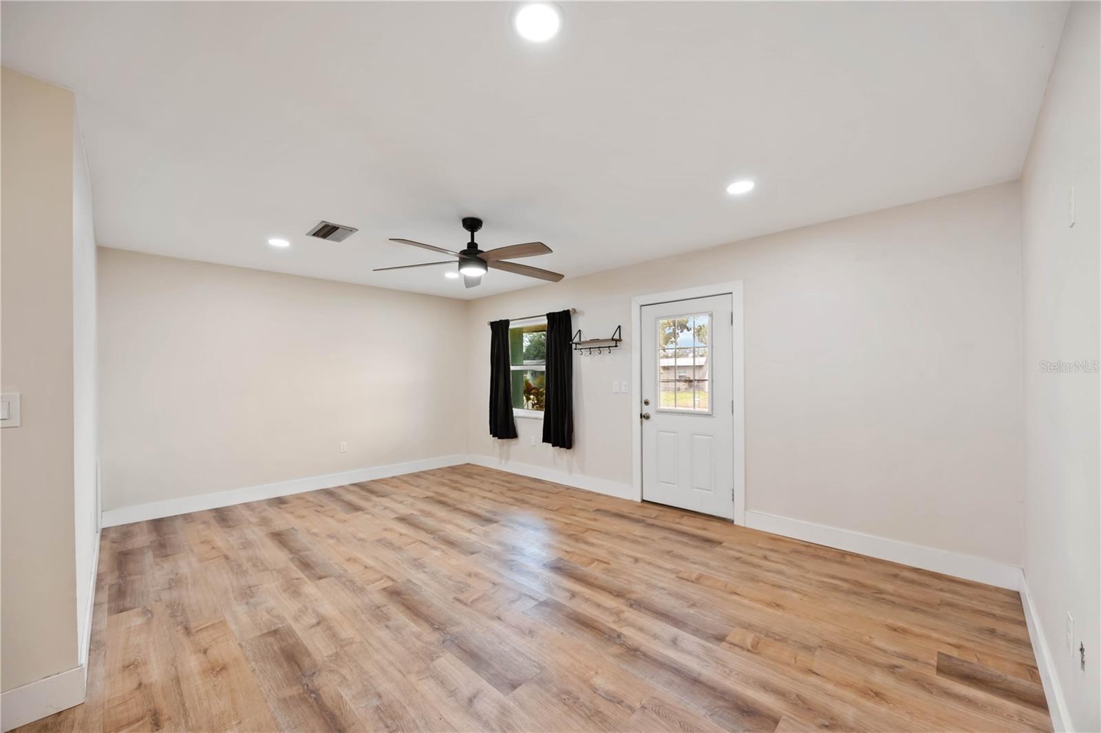 Image 5 of 54 For 4112 36th Street W