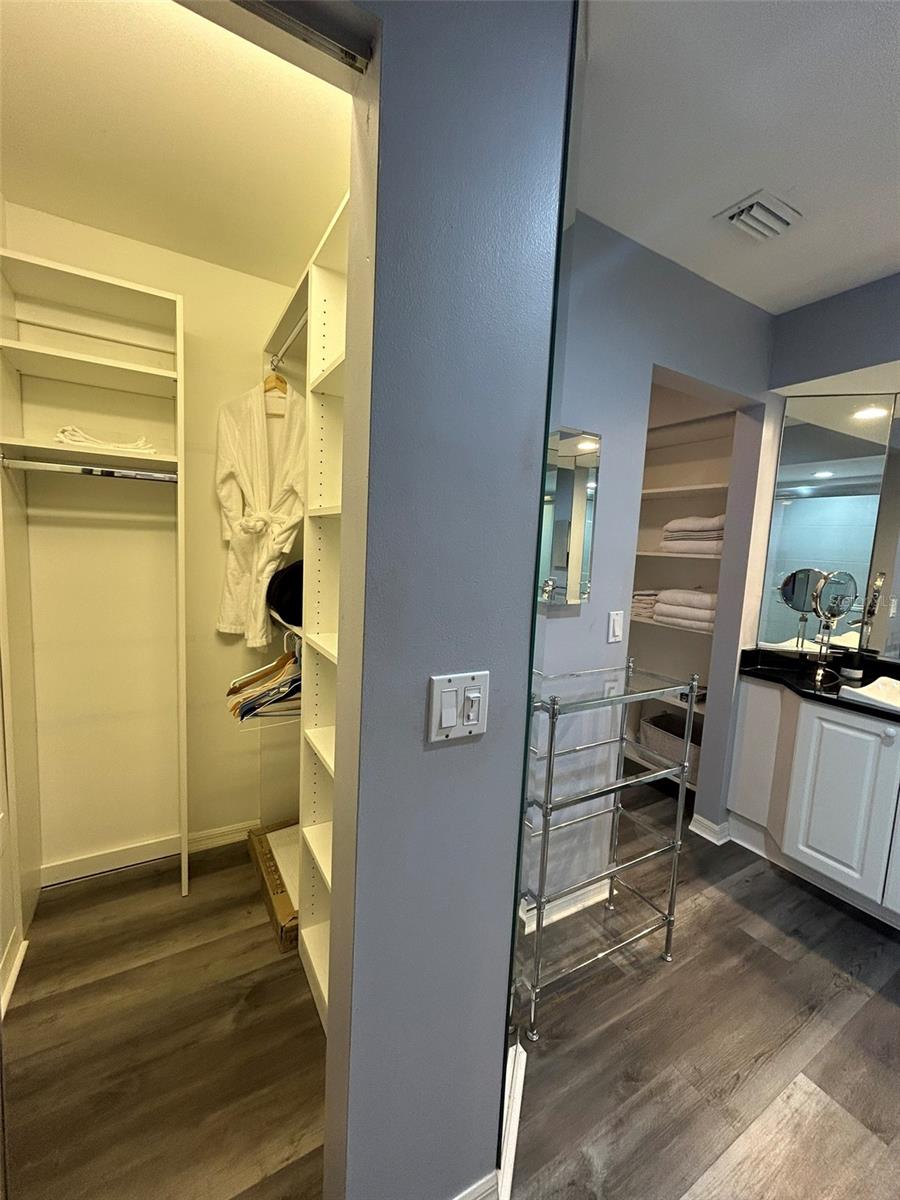 Image 19 of 27 For 3701 54th Drive W 201