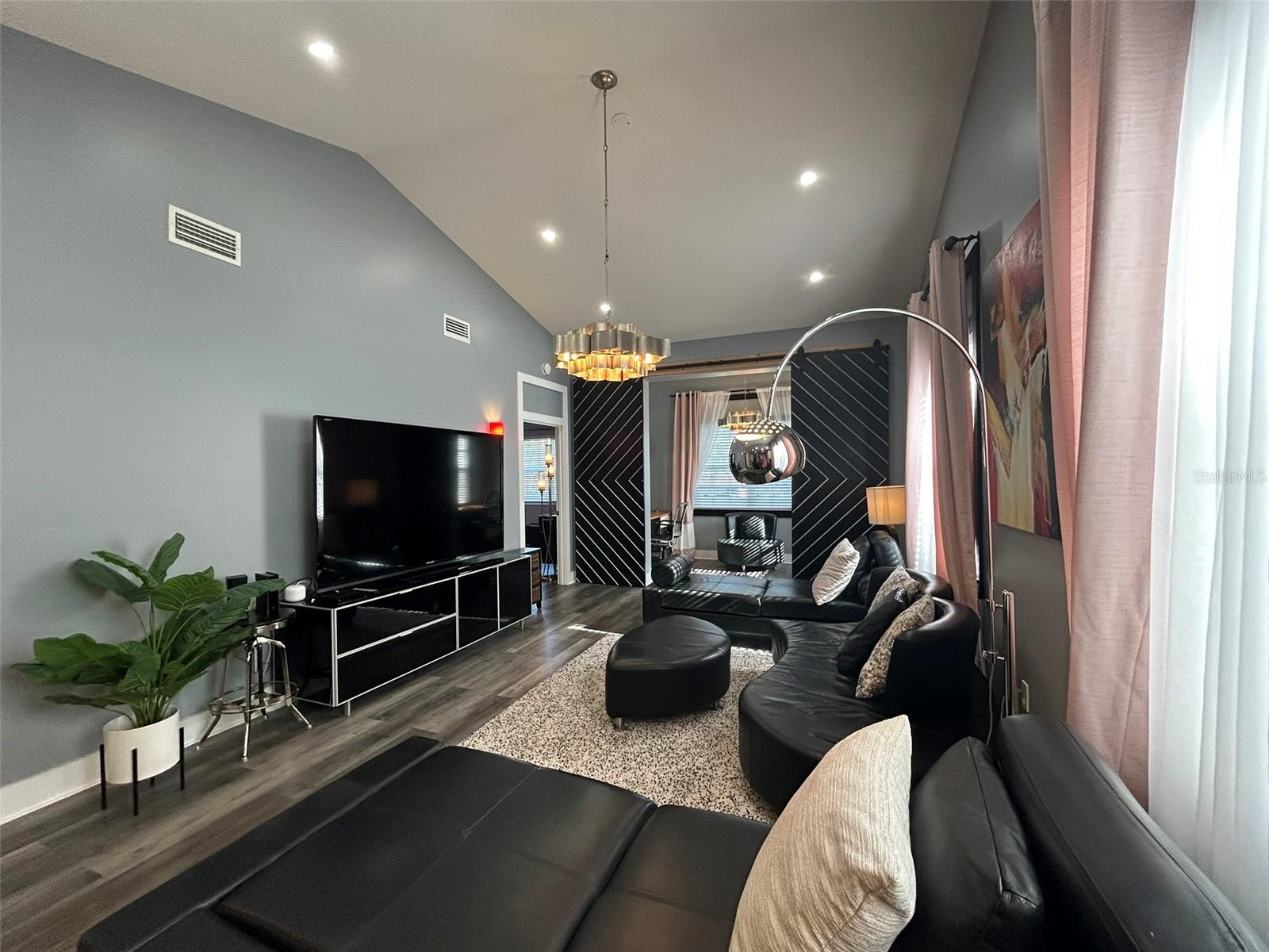 Image 9 of 27 For 3701 54th Drive W 201