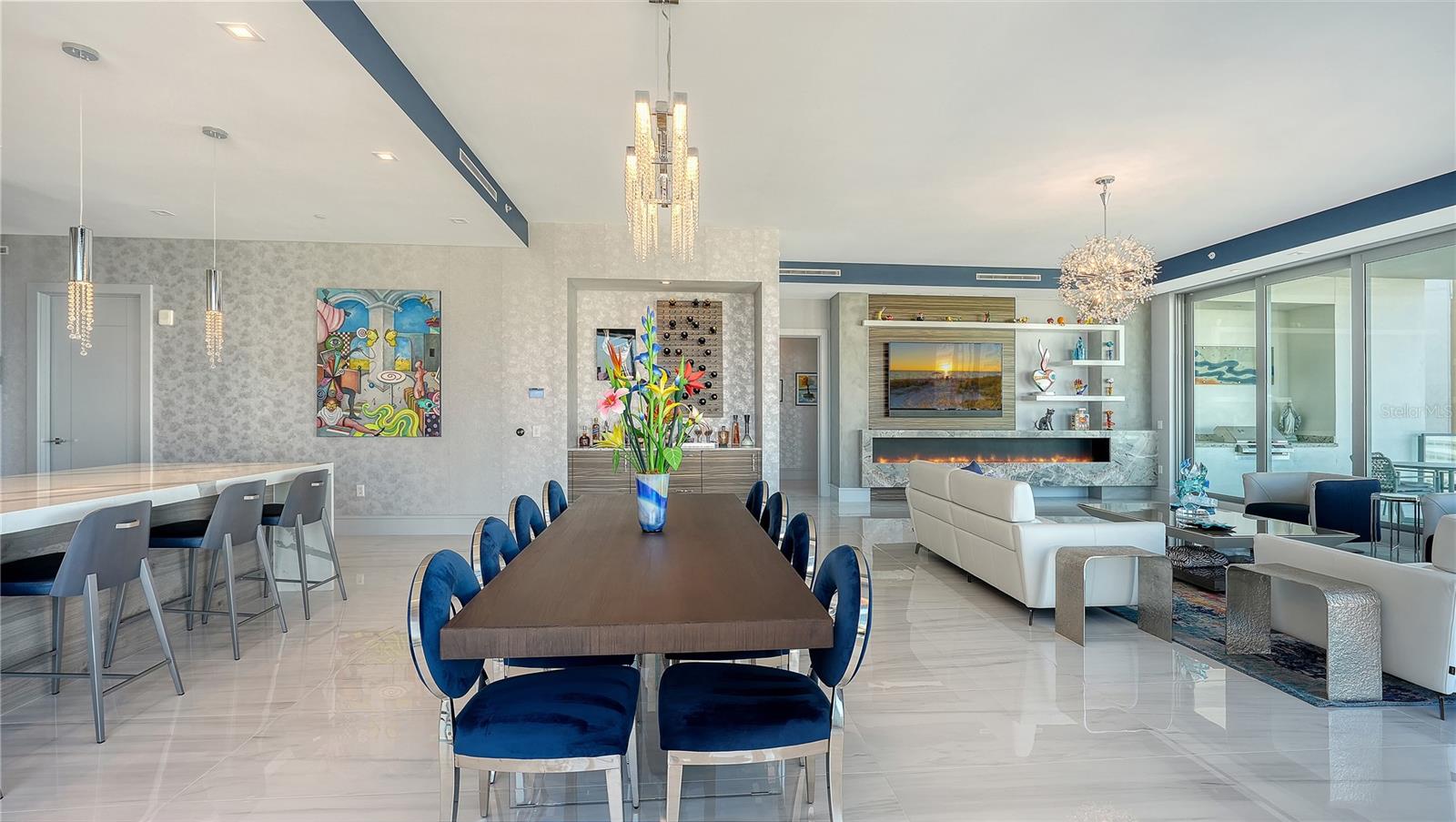 Image 11 of 59 For 401 Quay Commons 805