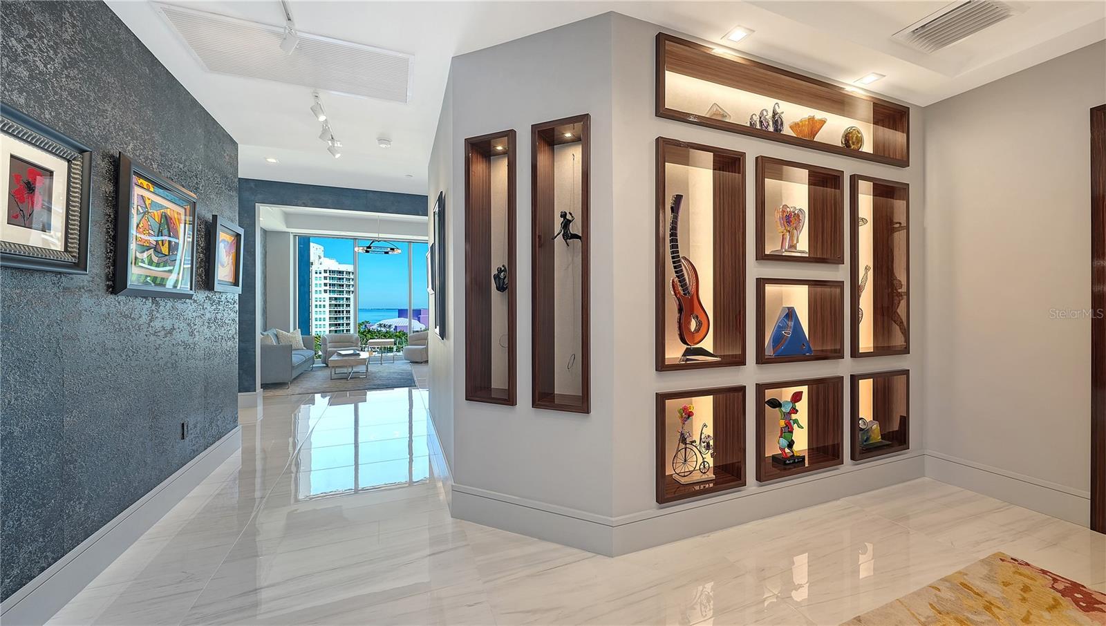 Image 3 of 59 For 401 Quay Commons 805