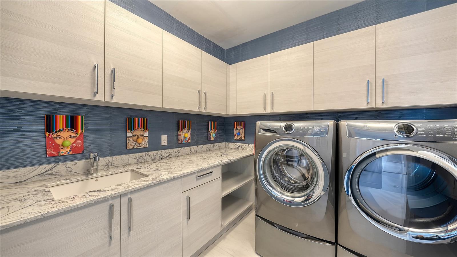 Image 36 of 59 For 401 Quay Commons 805