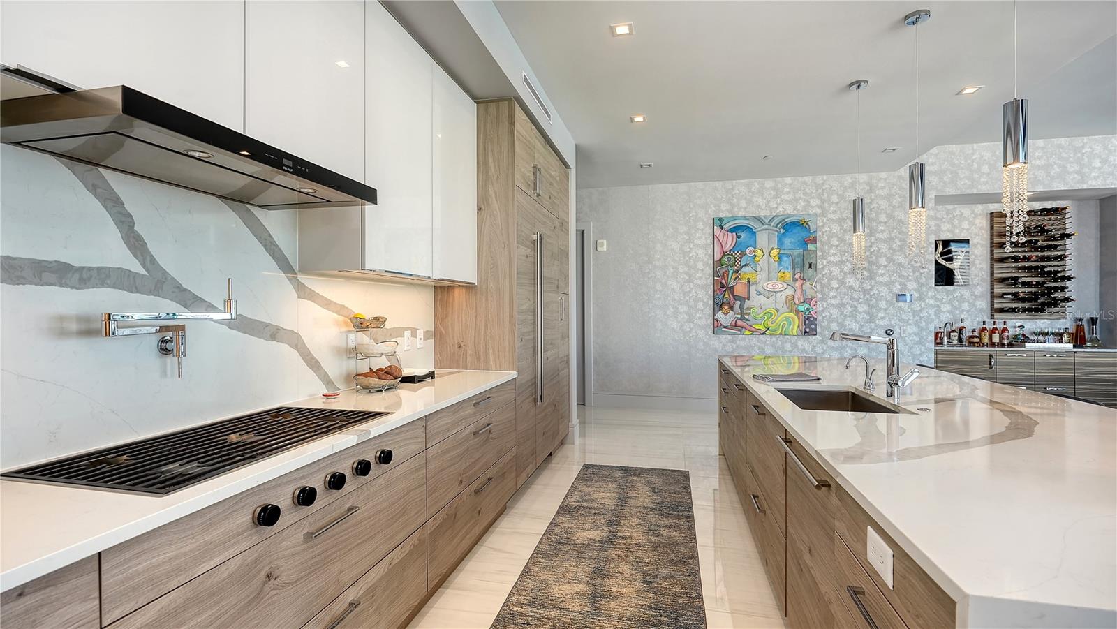 Image 7 of 59 For 401 Quay Commons 805