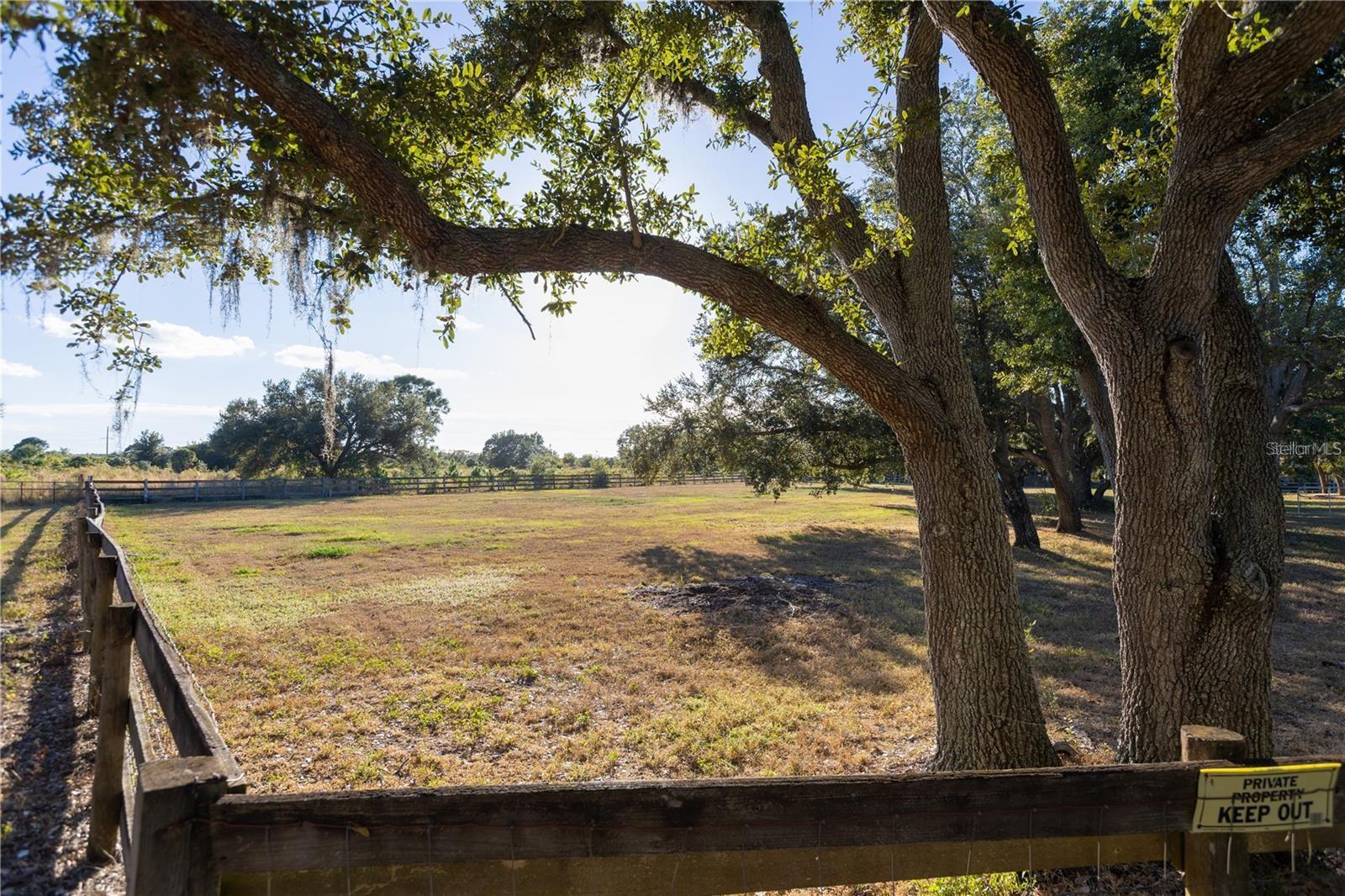 Image 10 of 29 For Ranch Road