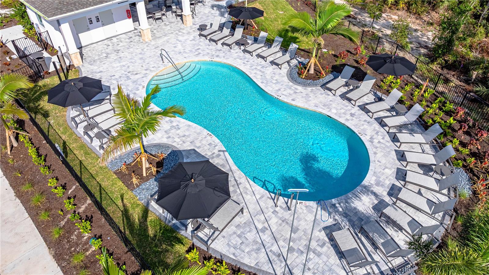 Image 27 of 30 For 7155 Grand Forest Way