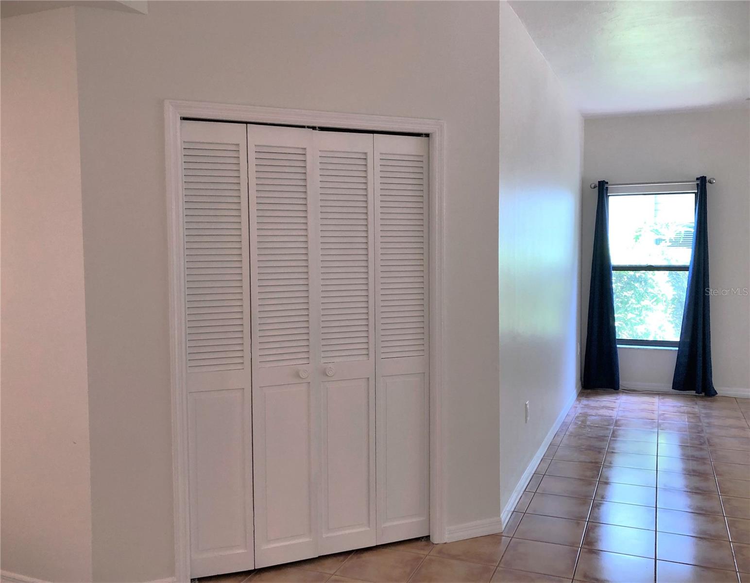 Image 17 of 64 For 1664 Starling Drive 101