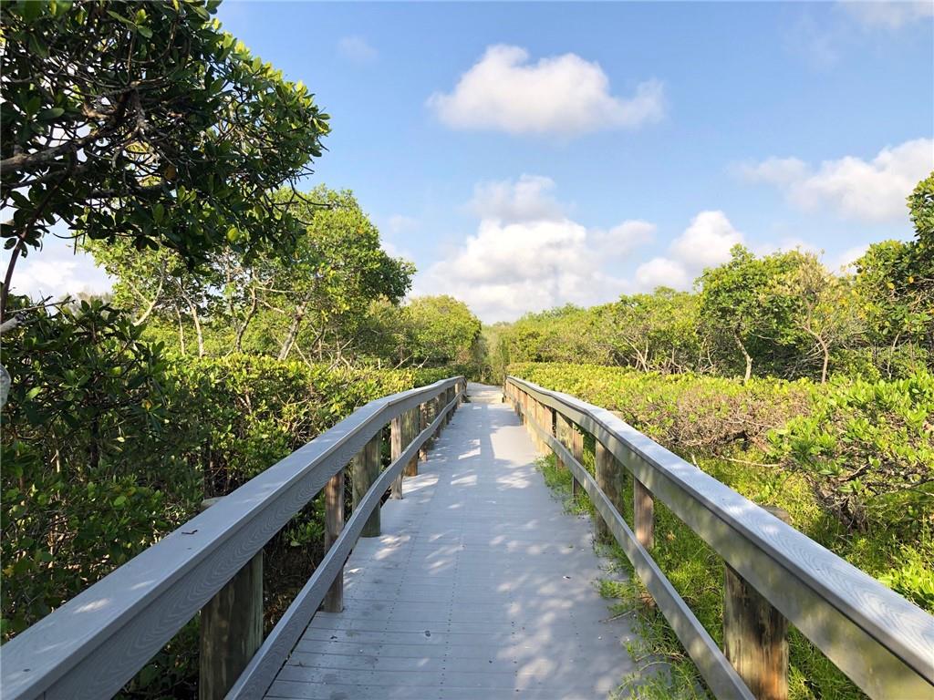 Image 52 of 64 For 1664 Starling Drive 101