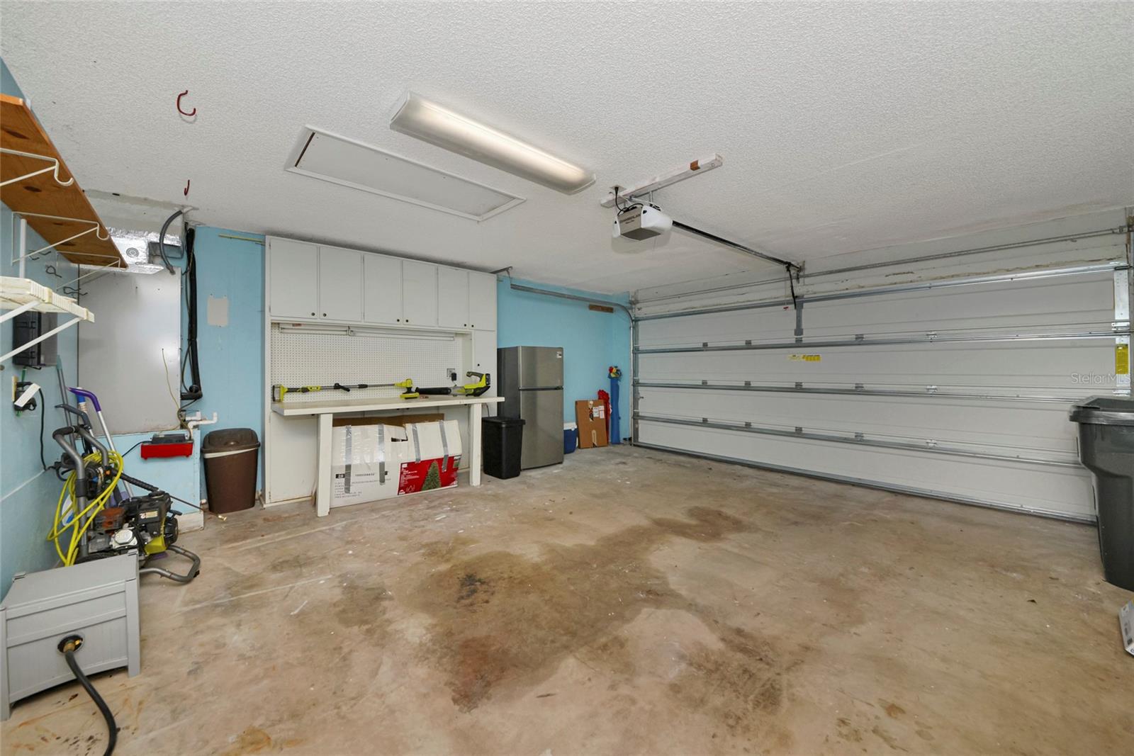 Image 45 of 51 For 4689 Oak Forest Drive E 1