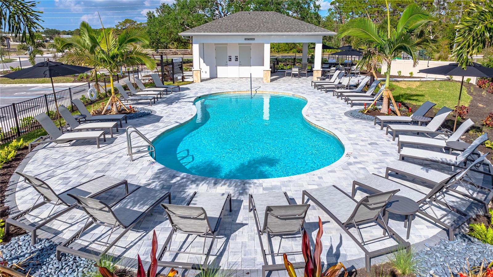 Image 30 of 35 For 7163 Grand Forest Way