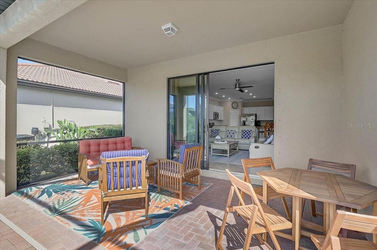 Image 27 of 63 For 10209 Fiddlewood Drive