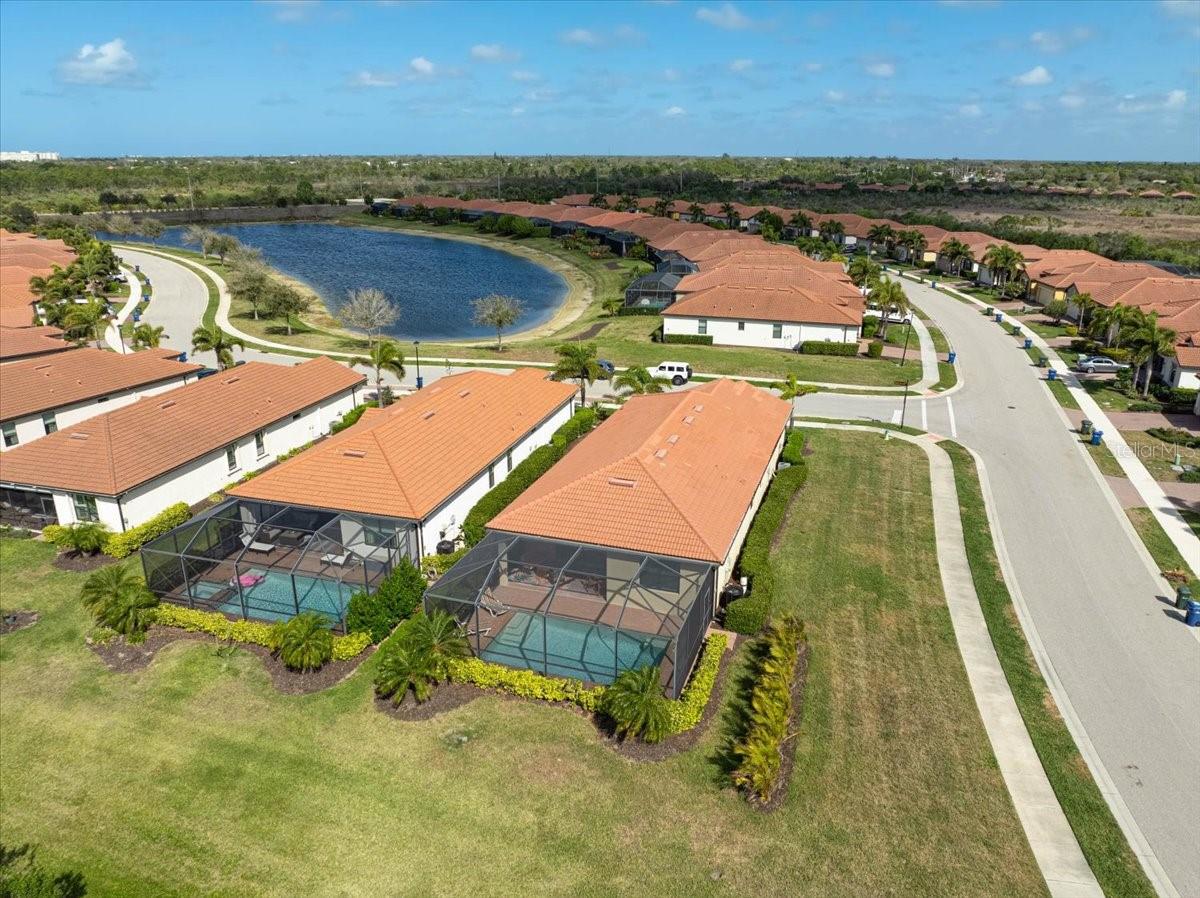 Image 4 of 63 For 10209 Fiddlewood Drive