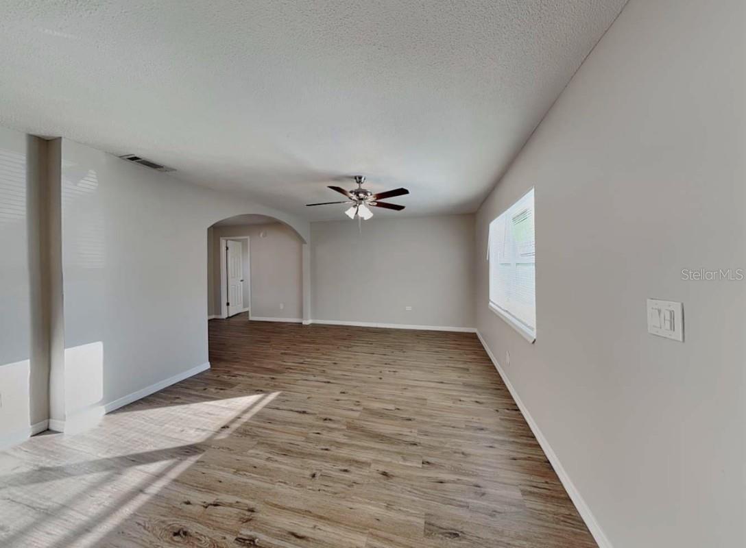 Image 4 of 17 For 4389 Signal Hill Road