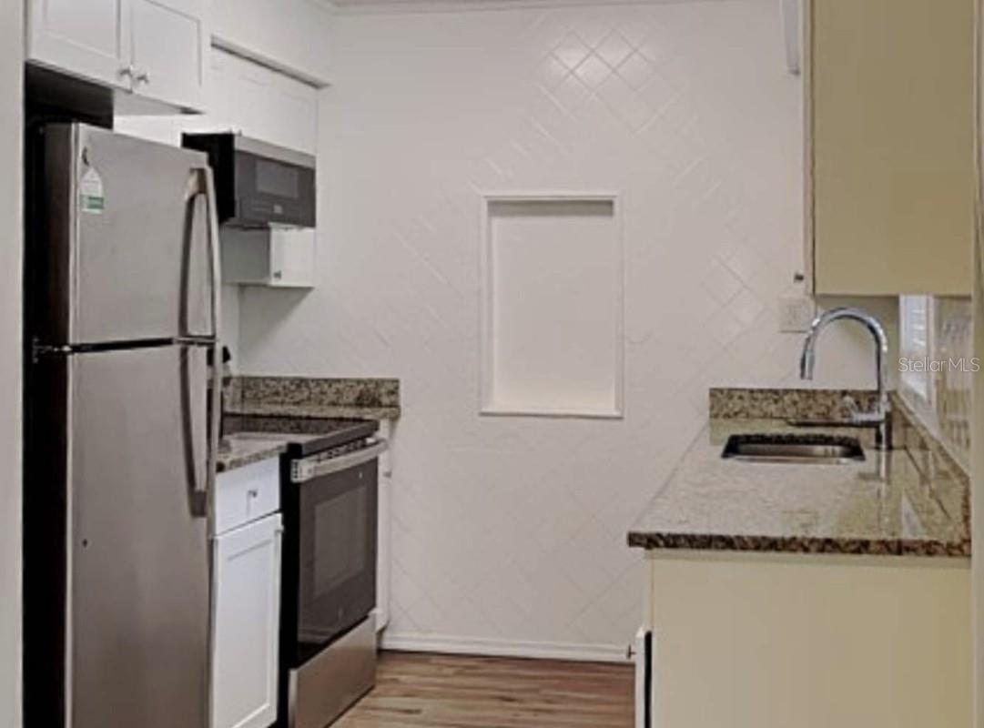 Image 6 of 17 For 4389 Signal Hill Road