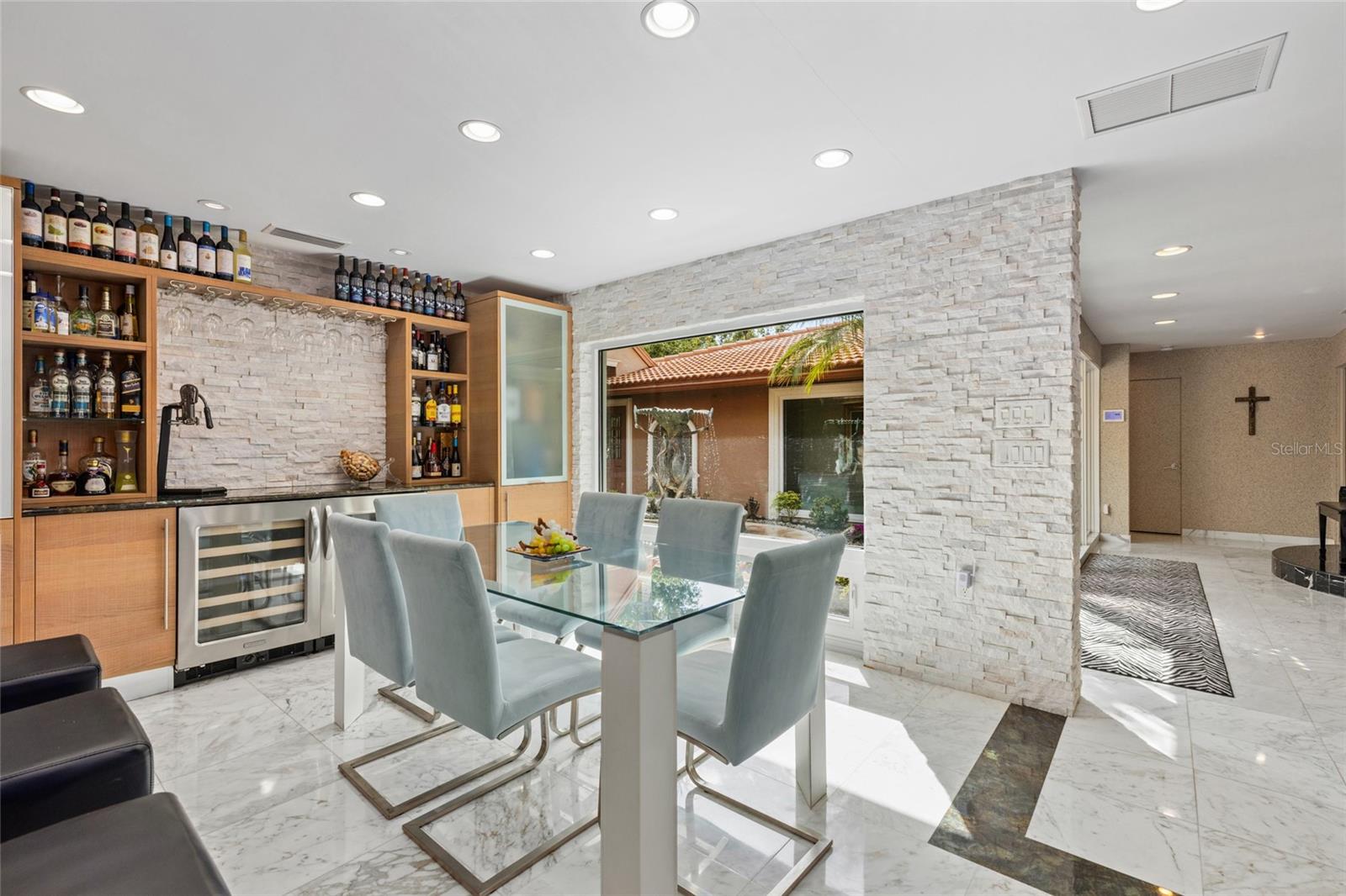 Image 13 of 54 For 1749 Sandalwood Drive