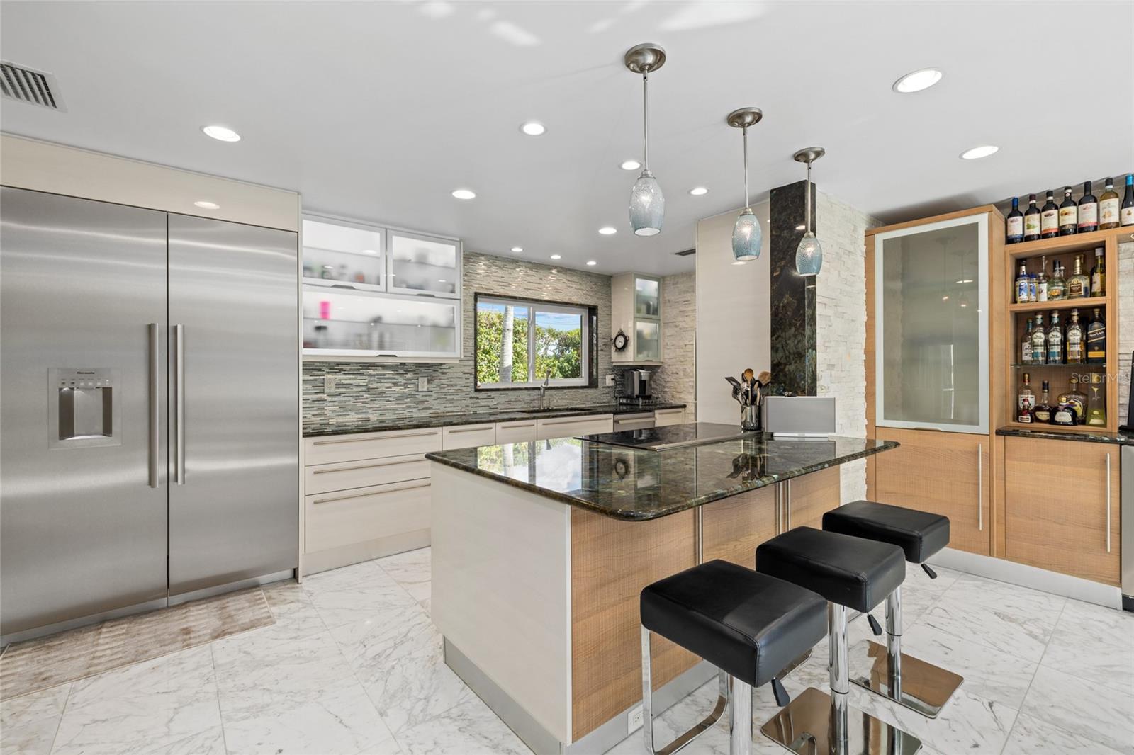 Image 14 of 54 For 1749 Sandalwood Drive